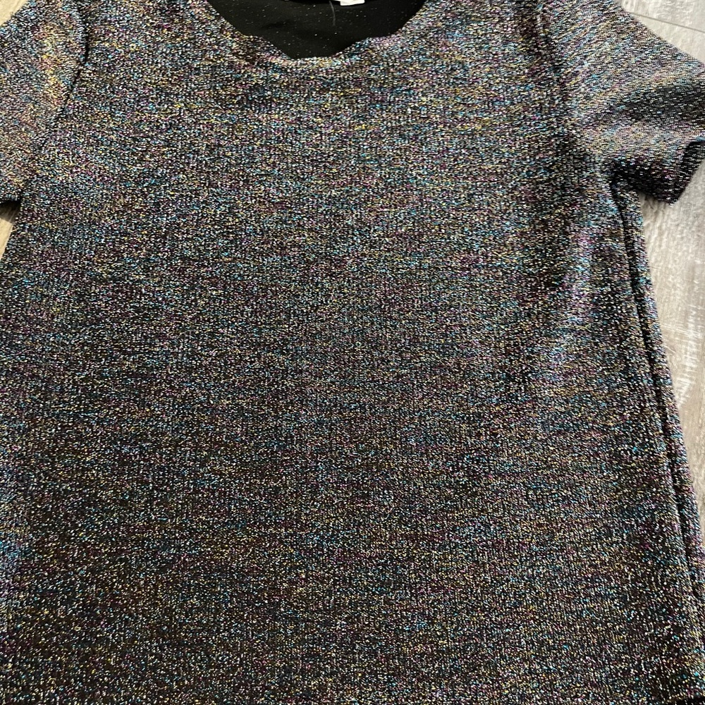 Colorful shirt - Picture 2 of 2